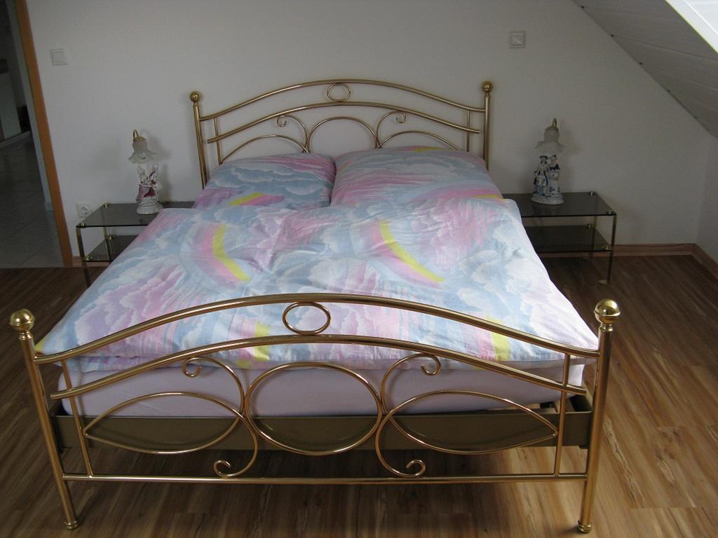 Ferienwohnung Am Kapellenaecker นอยมาร์คท์ อิน แดร์ โอเบอร์พฟัลซ์ ภายนอก รูปภาพ